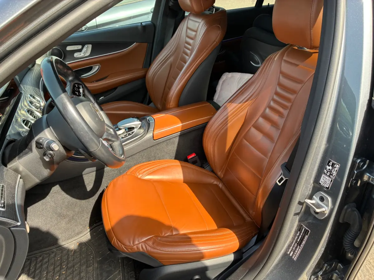 200 Premium | AUTOMAAT | NIEUWE APK | LEDER | PDC | NAVI | CRUISE |