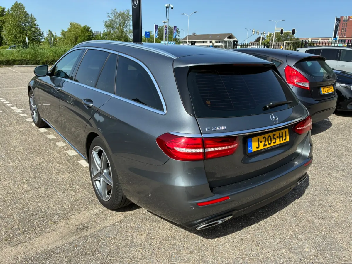 200 Premium | AUTOMAAT | NIEUWE APK | LEDER | PDC | NAVI | CRUISE |