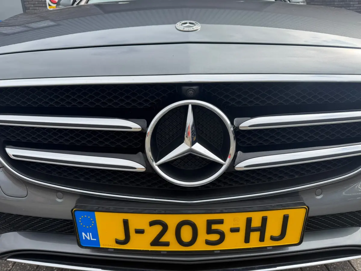 200 Premium | AUTOMAAT | NIEUWE APK | LEDER | PDC | NAVI | CRUISE |