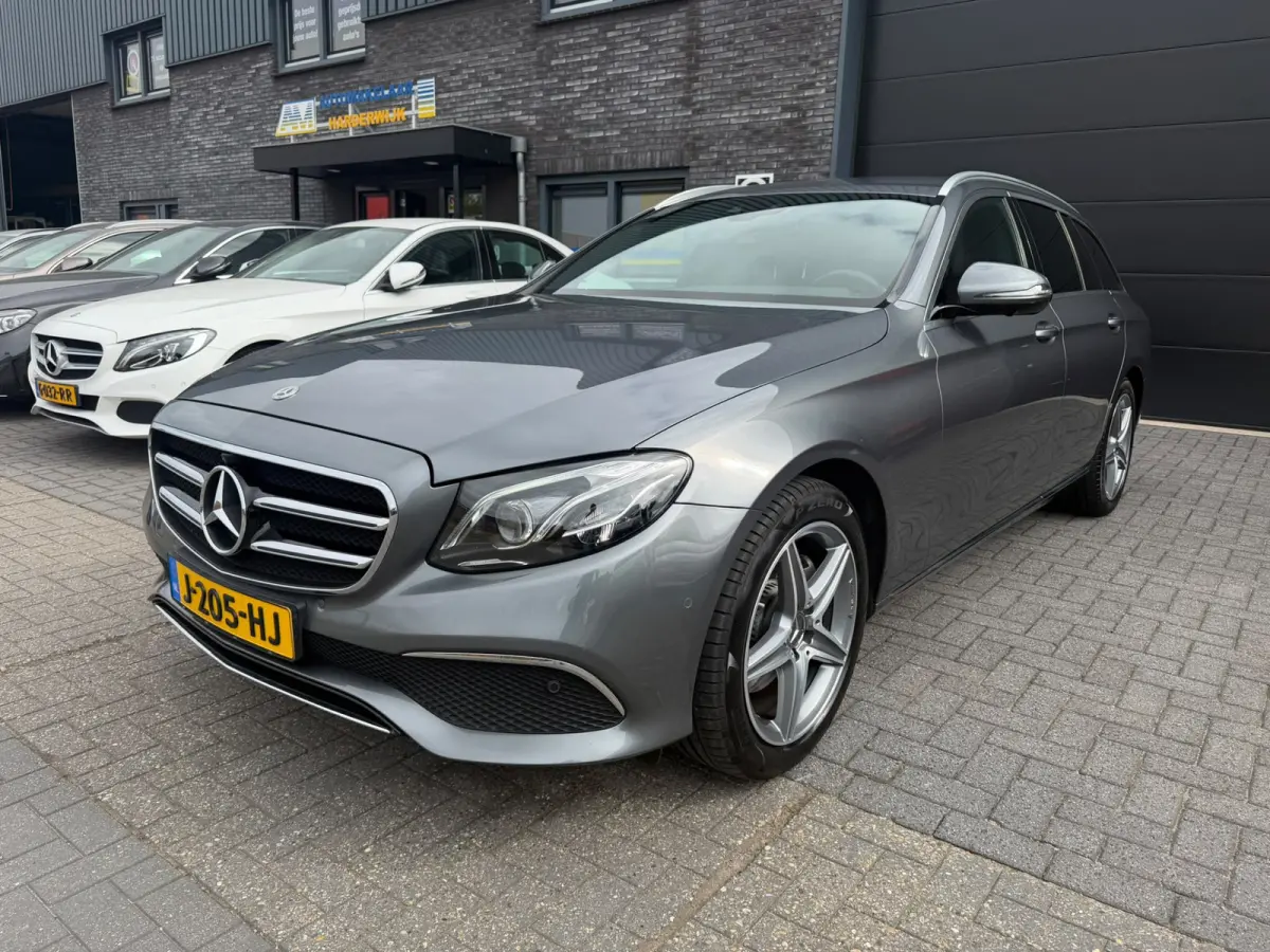 200 Premium | AUTOMAAT | NIEUWE APK | LEDER | PDC | NAVI | CRUISE |