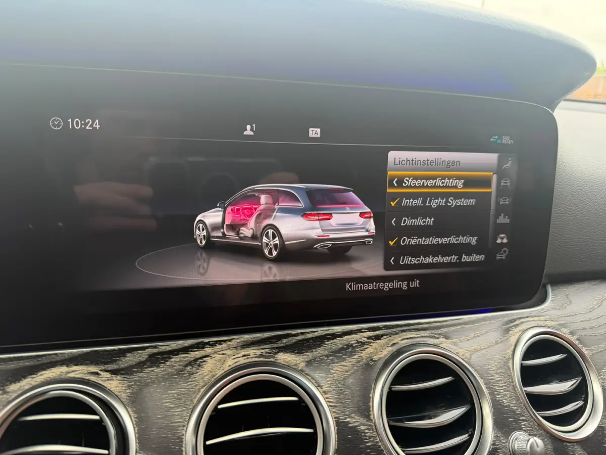 200 Premium | AUTOMAAT | NIEUWE APK | LEDER | PDC | NAVI | CRUISE |
