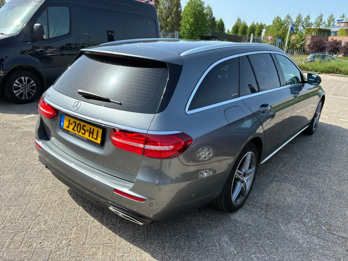 200 Premium | AUTOMAAT | NIEUWE APK | LEDER | PDC | NAVI | CRUISE |
