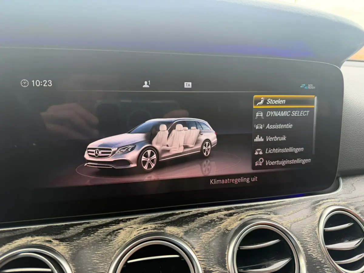 200 Premium | AUTOMAAT | NIEUWE APK | LEDER | PDC | NAVI | CRUISE |