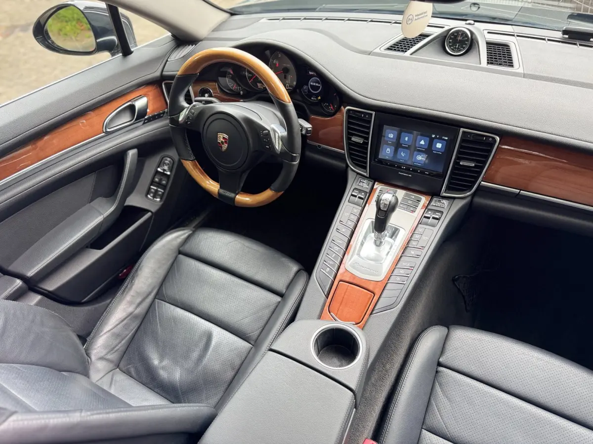 4.8 4S V8 400PK Executive pack Full option