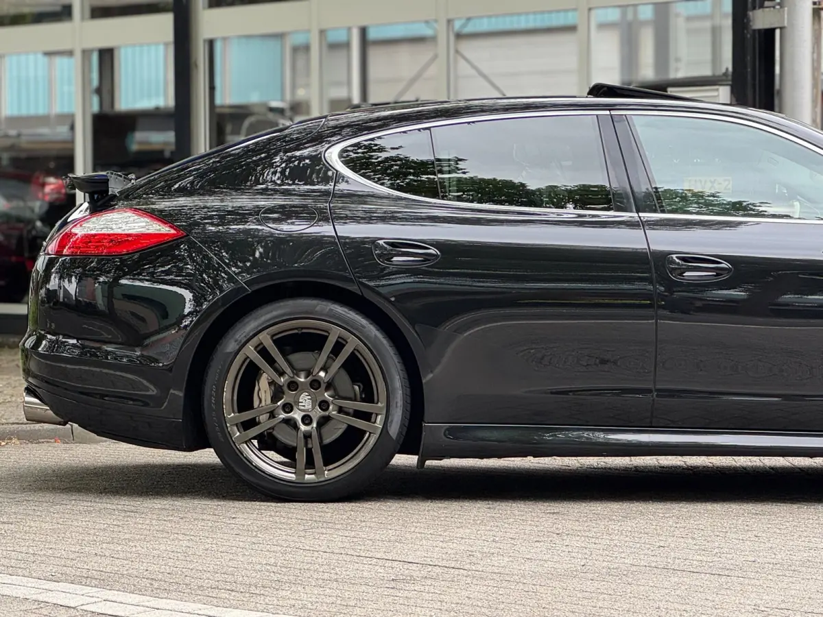 4.8 4S V8 400PK Executive pack Full option