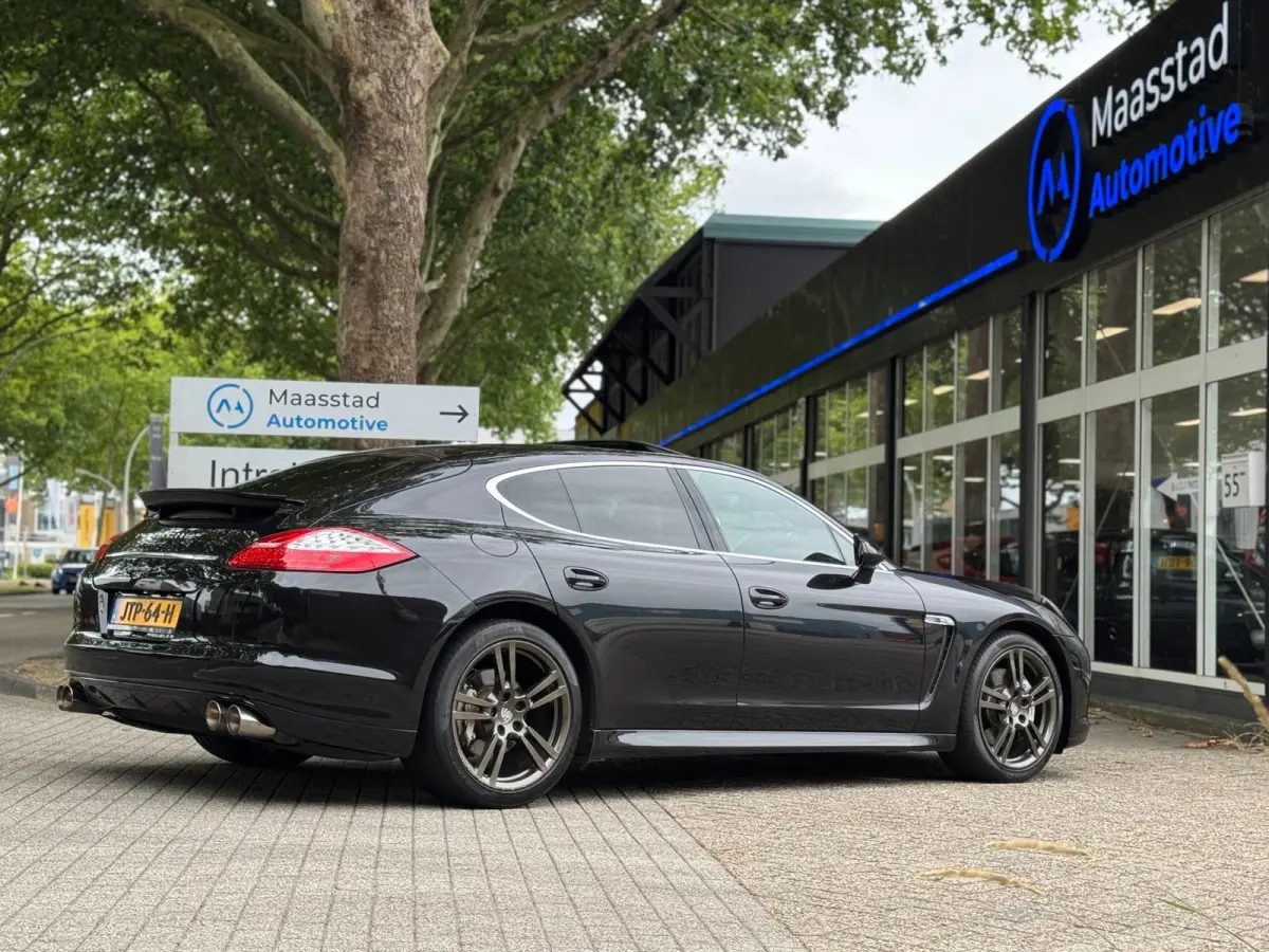 4.8 4S V8 400PK Executive pack Full option