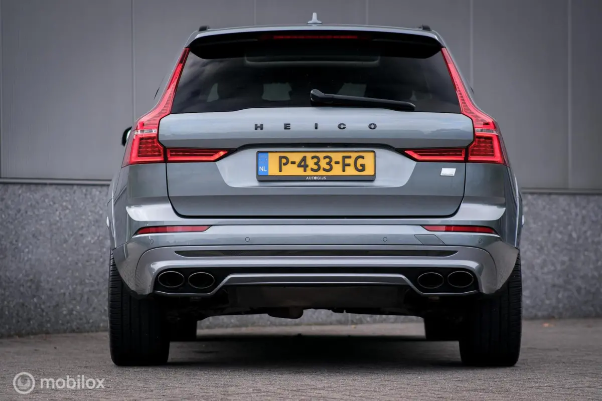 Recharge T6 AWD R-Design | HEICO pakket | 22 inch | Panorama | Leder | Uniek | Zeer mooi | Adaptive cruise |
