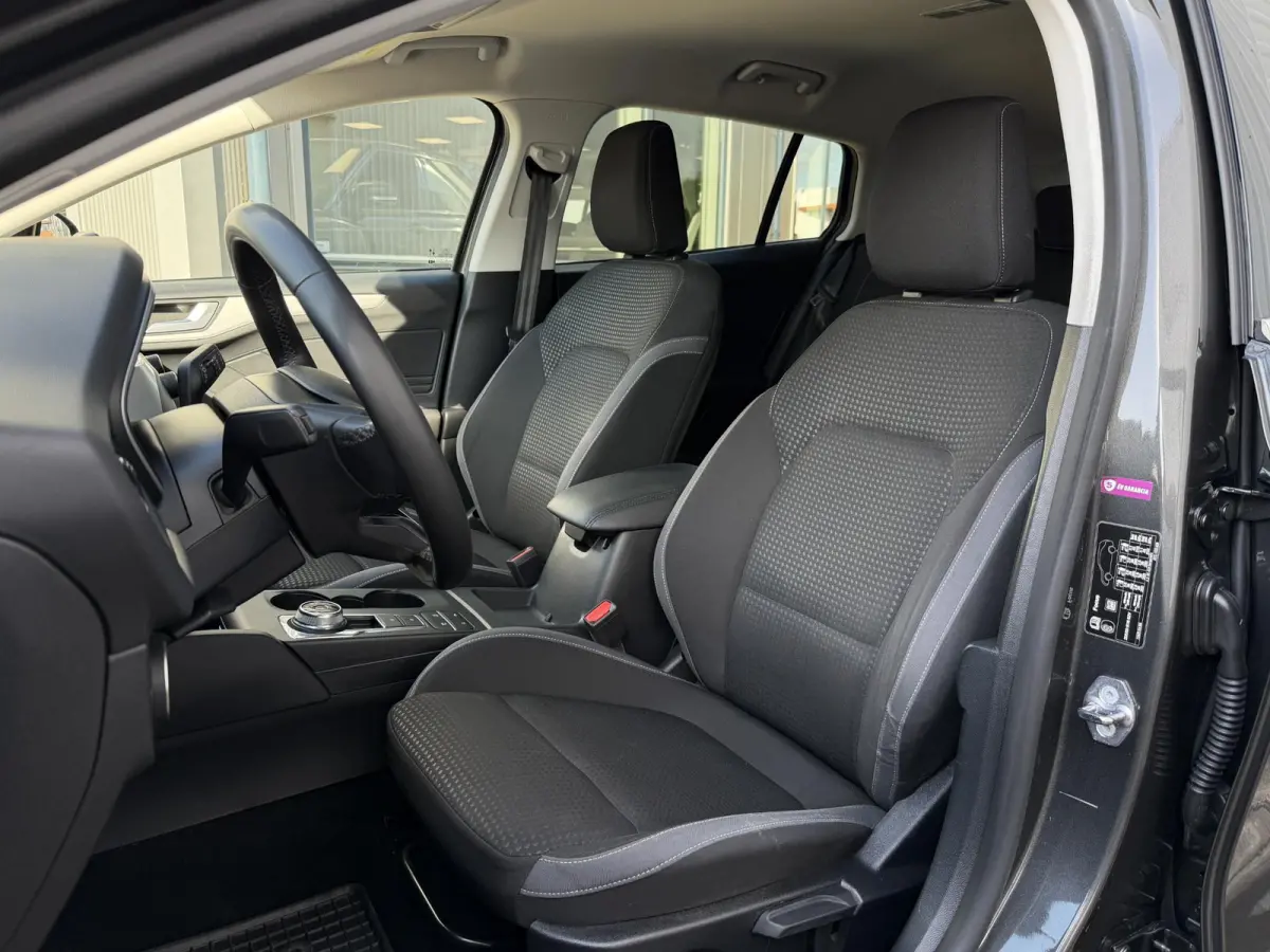 1.0 EcoBoost Titanium X Business | Carplay/Stuur-/Stoel&Voorruitverw./Camera/Cruise Control