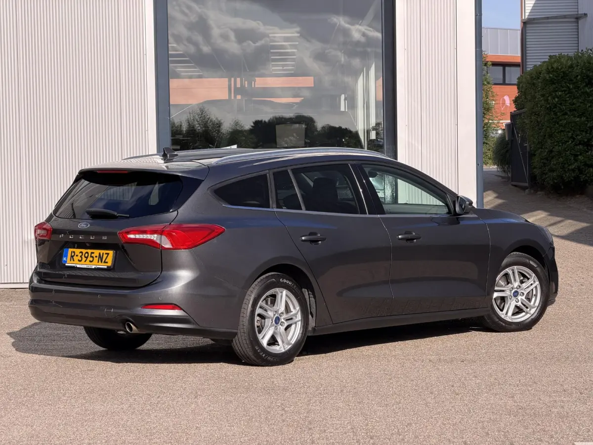 1.0 EcoBoost Titanium X Business | Carplay/Stuur-/Stoel&Voorruitverw./Camera/Cruise Control