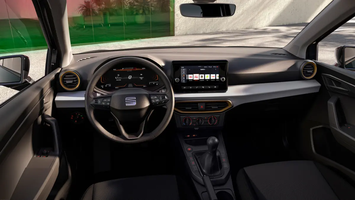 Reference | Cruise Control | Parkeersensoren achter | Rijstrookbehoudassistent (Lane Assist)