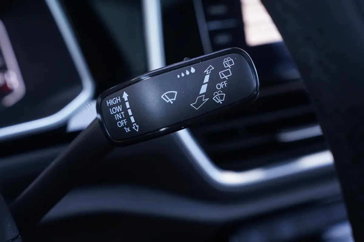 1.5 TSI R-Line Apple Carplay Panodak Achteruitrijcamera Digital Display