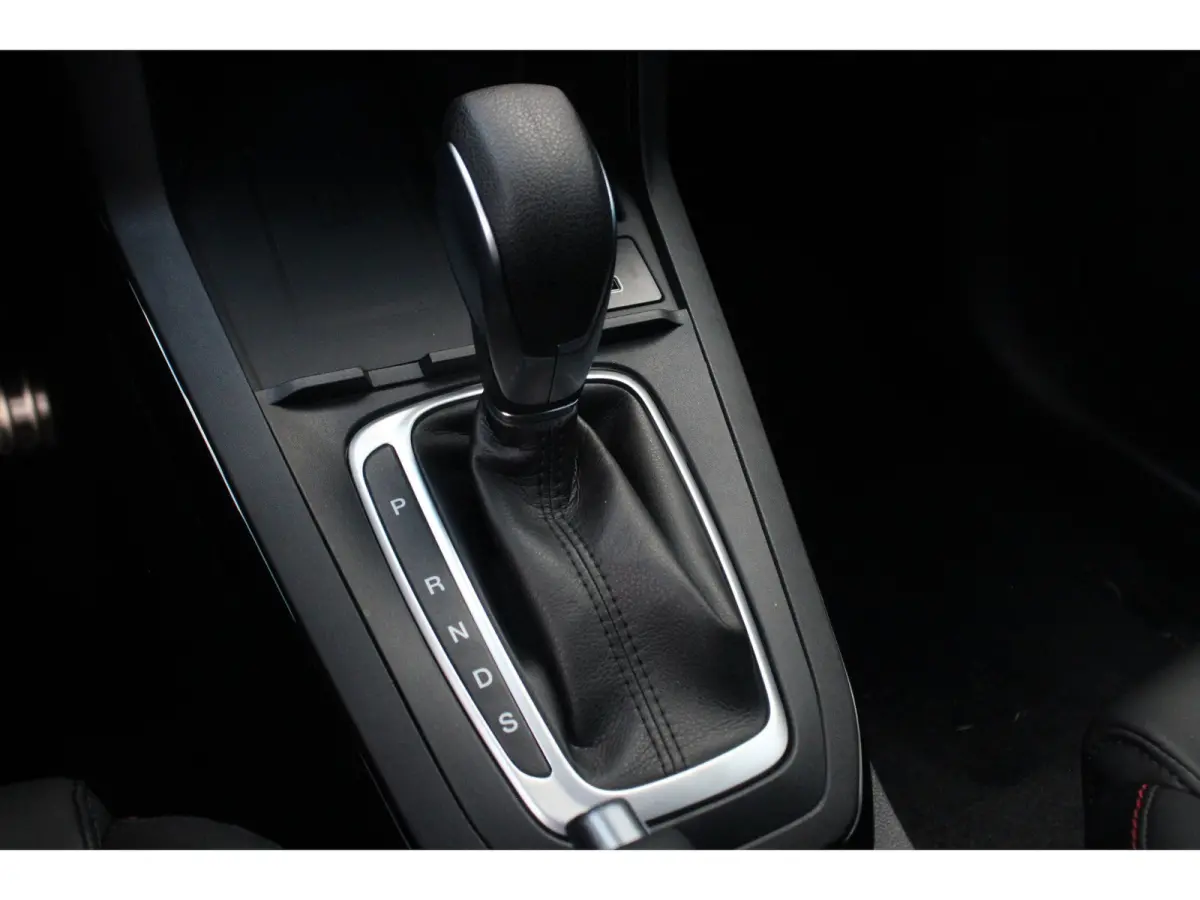 1.0 EcoBoost ST-Line X | PANORAMADAK | MATRIX LED | 19 INCH | ADAPTIVE CRUISE