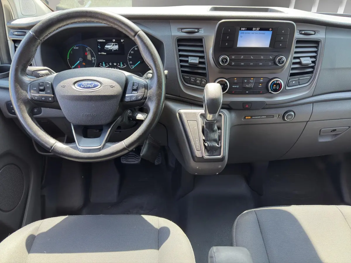 320 1.0 EcoBoost L1H1 PHEV VR-Edition 9 persoons | Incl BTW /BPM | 20" | Extra Getint | Spoilers | Raptor | Stoelvw | Parksensors |