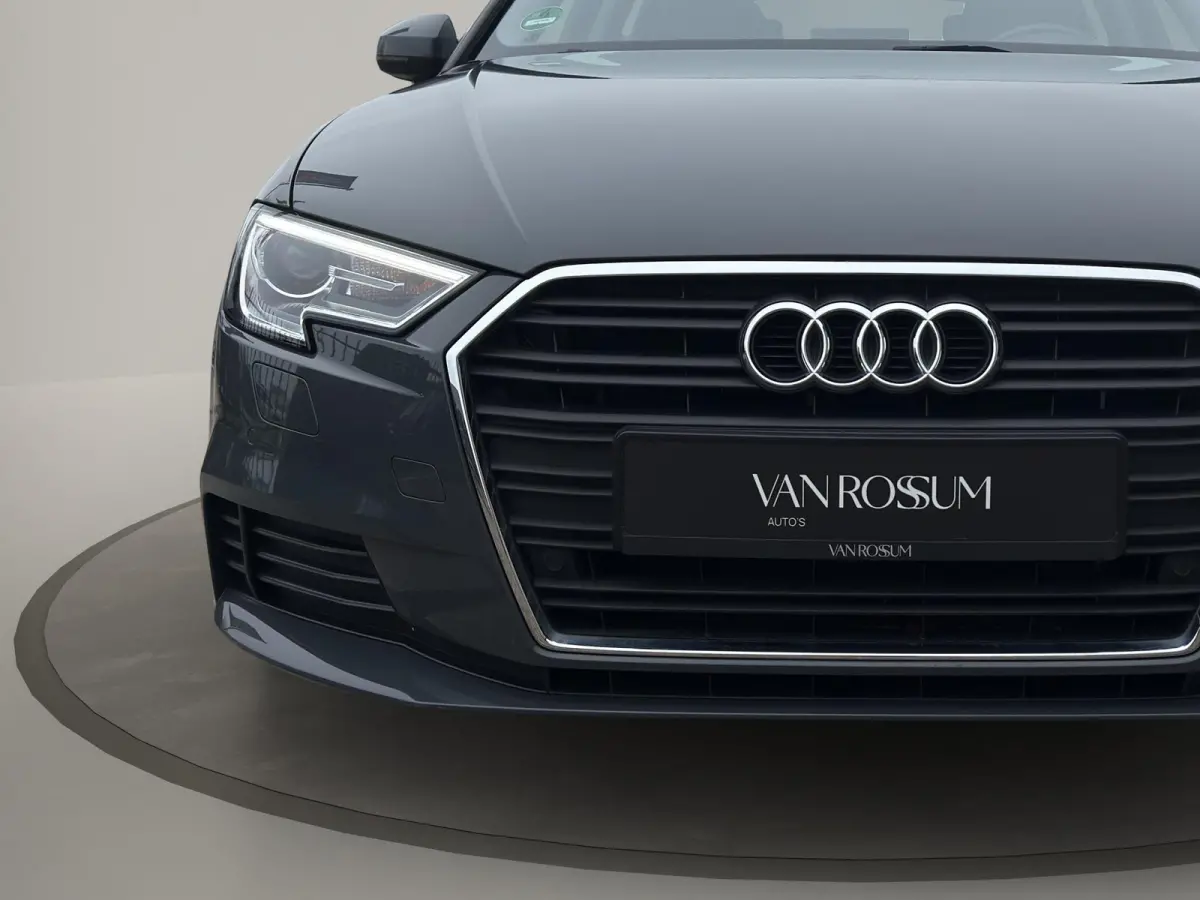 30 TFSI | Navi | Parkeersensors V+A | Airco (automatisch) | 16"| Bluetooth |