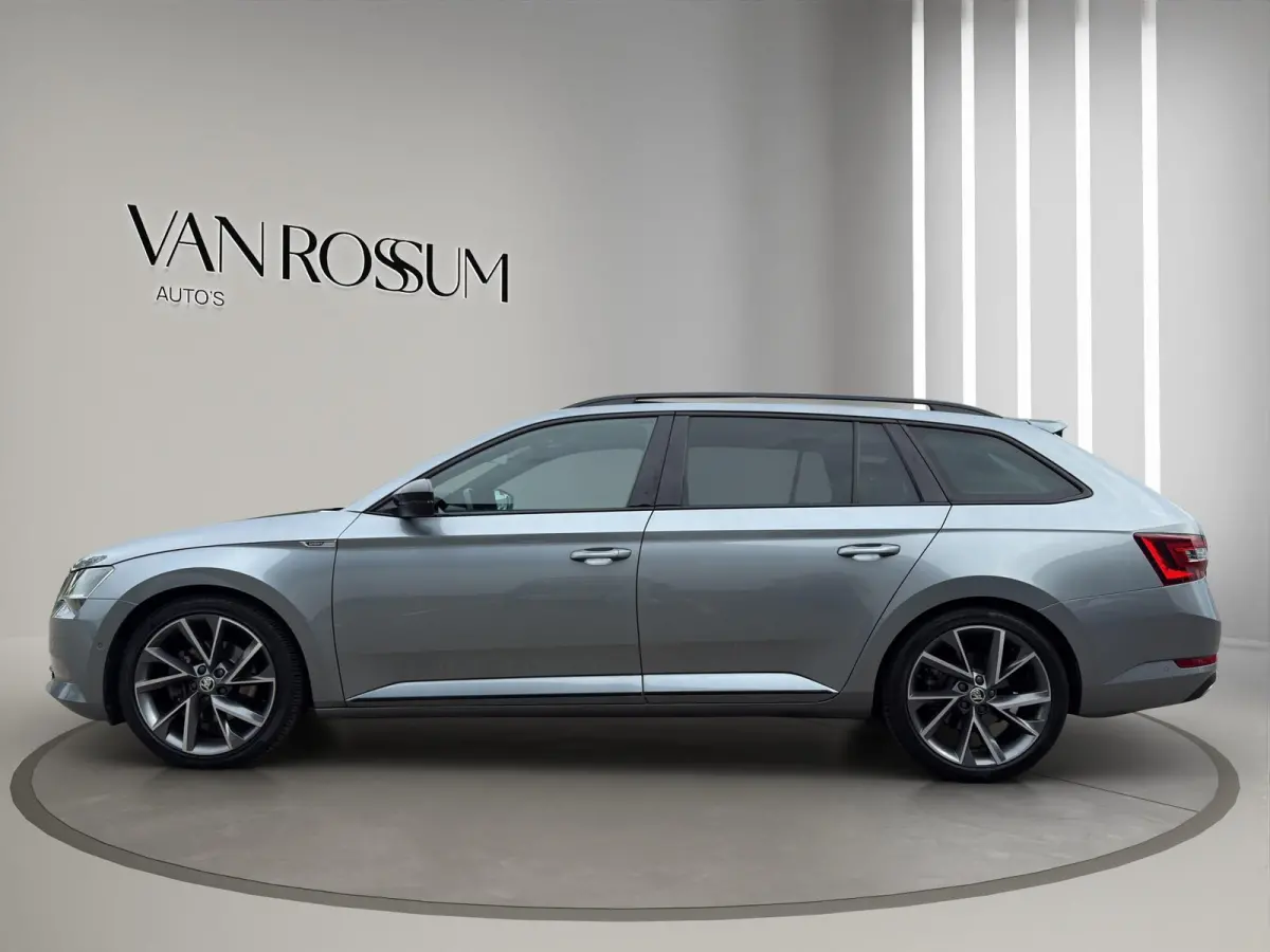 1.8 TSI Sportline Pano | Camera | Led | Geheugen  | Wegklap Trekhaak | Android |