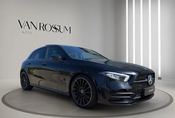 180 Business Solution AMG Pano | Stoelverwarming | 19 "| Parksensors V+A | Widescreen | Led | Camera |
