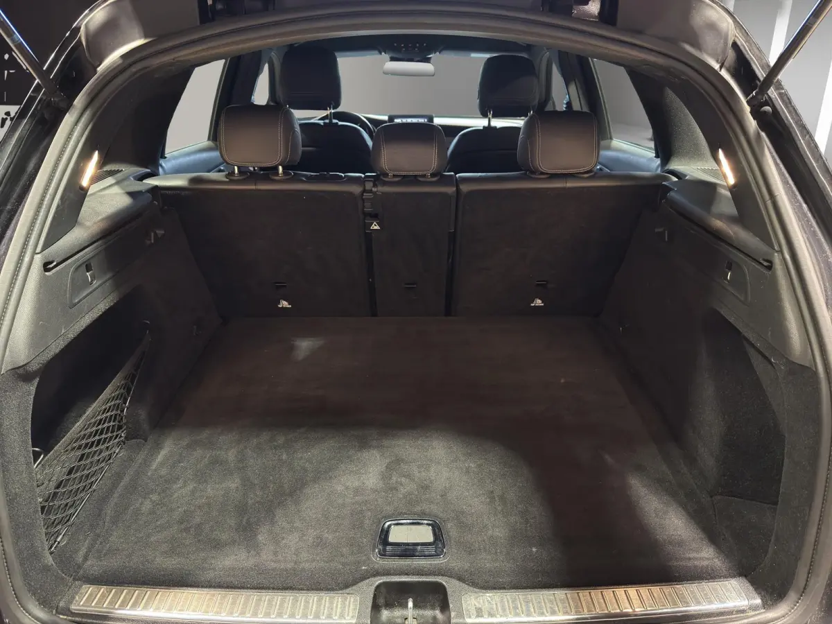 250 4MATIC Business Solution | Navi | Parksensors V+A | Stoelverw. | Stof/Kunstleder | Bluetooth |