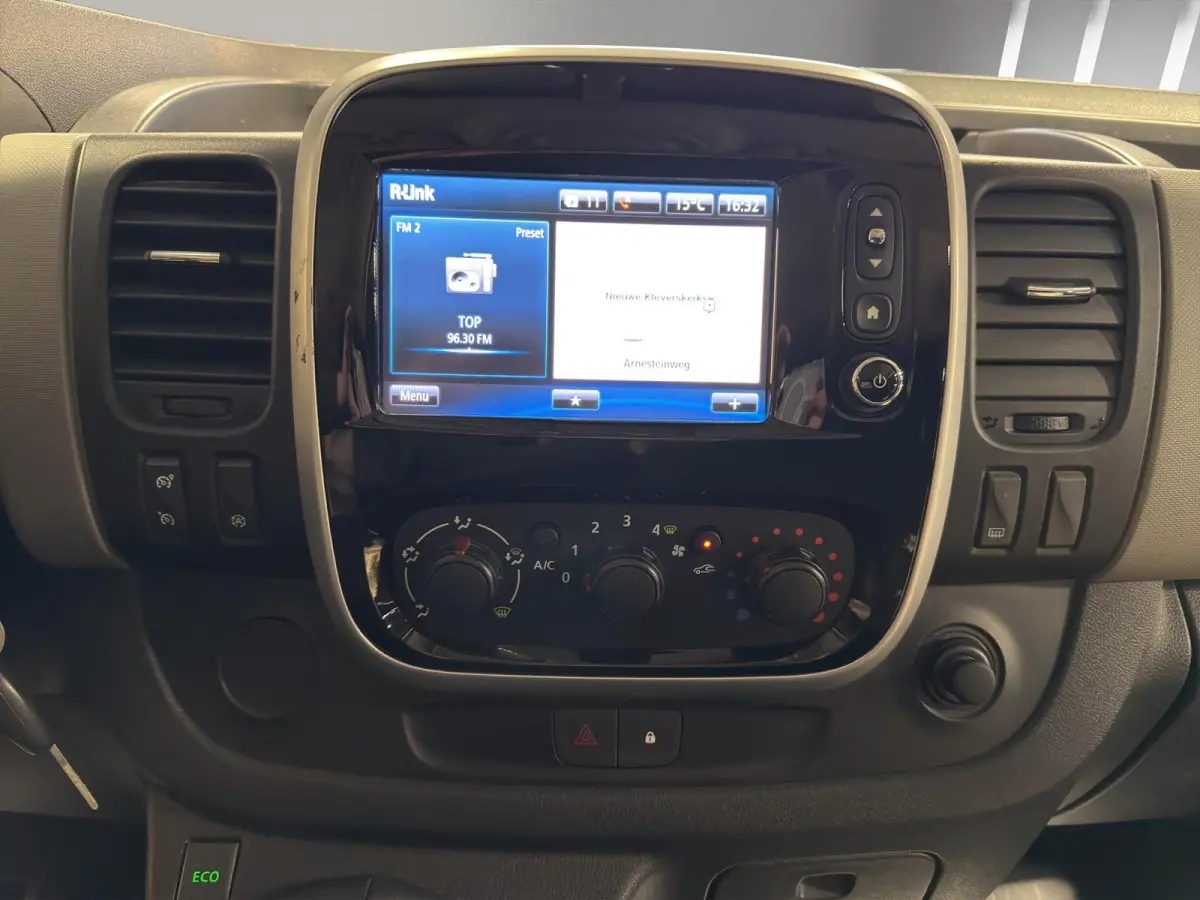 L1H1 1.6 dCi 120 Energy | Airco  Camera | Parkeersensors | Navigatie | Trekhaak | 3-Zits | Cruise C.|