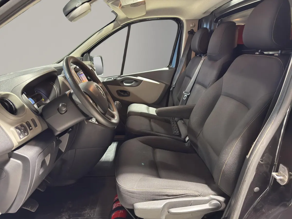 L1H1 1.6 dCi 120 Energy | Airco  Camera | Parkeersensors | Navigatie | Trekhaak | 3-Zits | Cruise C.|