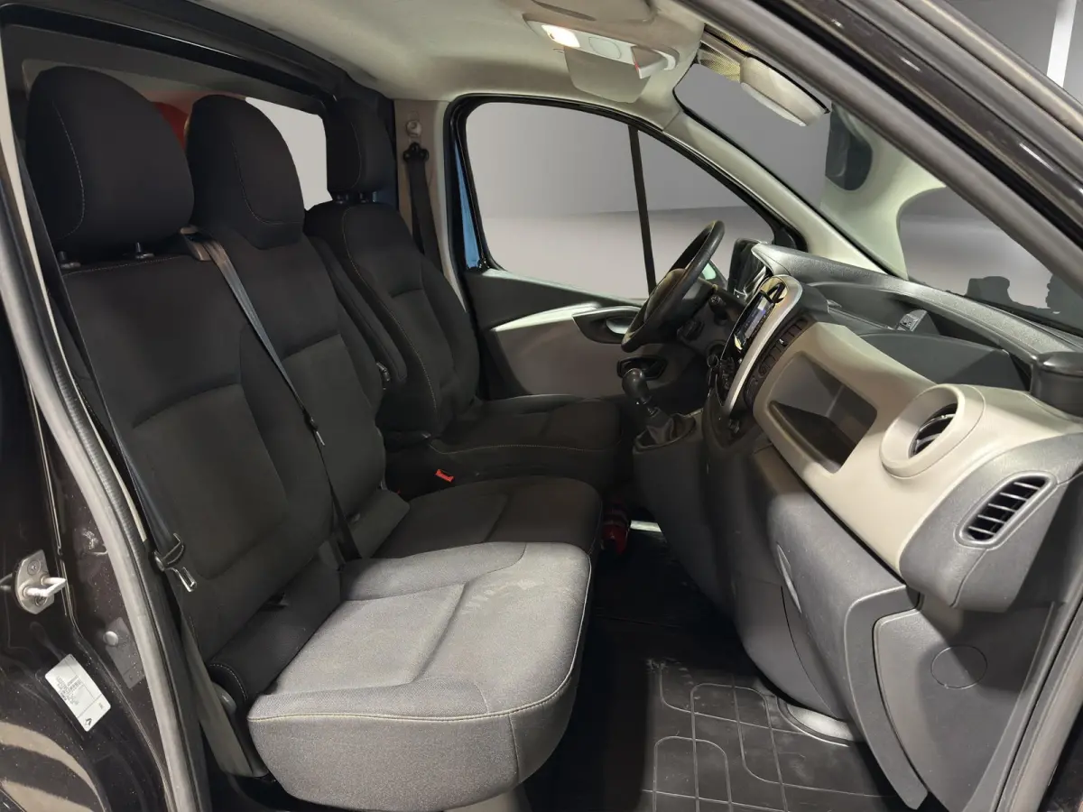 L1H1 1.6 dCi 120 Energy | Airco  Camera | Parkeersensors | Navigatie | Trekhaak | 3-Zits | Cruise C.|