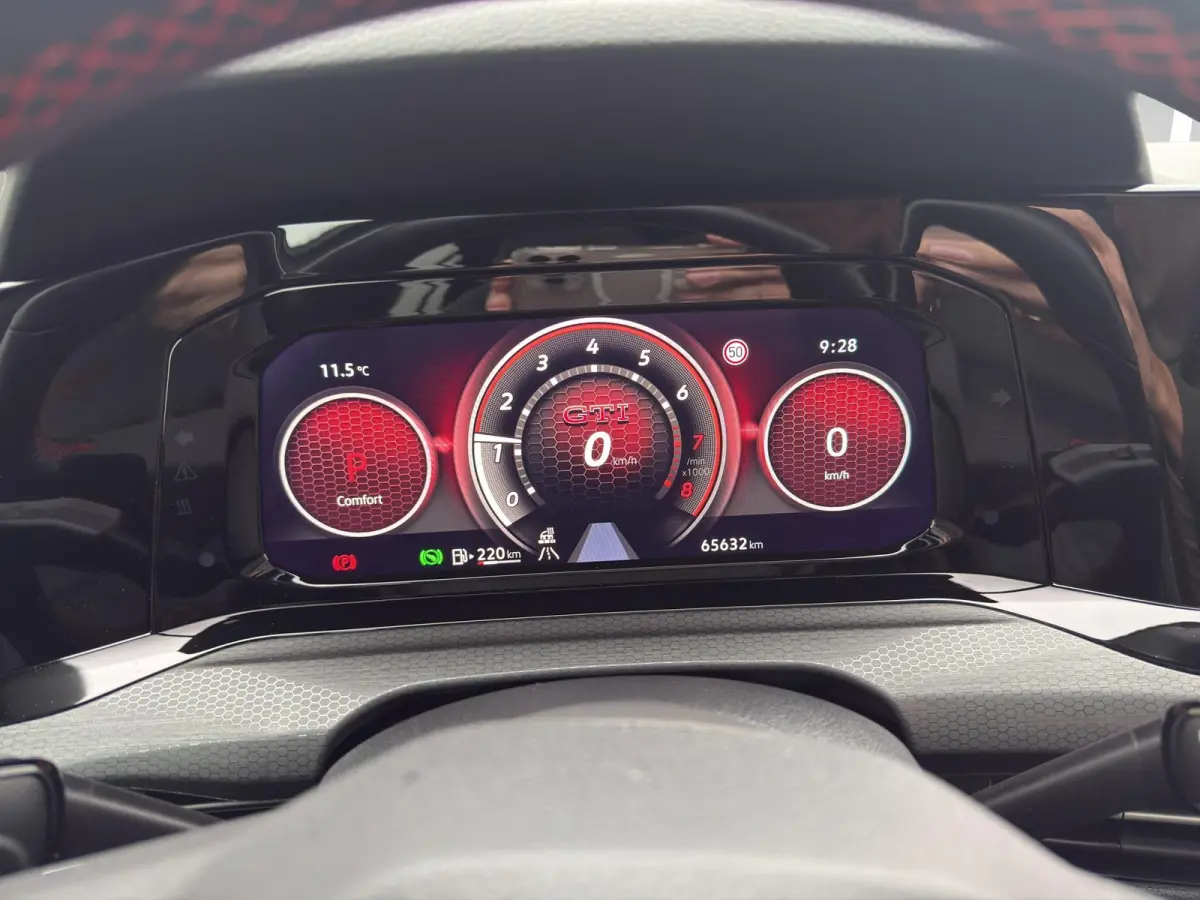 2.0 TSI GTI 5Drs | Pano | Leer | Memory | H&K | Head-Up | Stoel & Stuur verwarming |