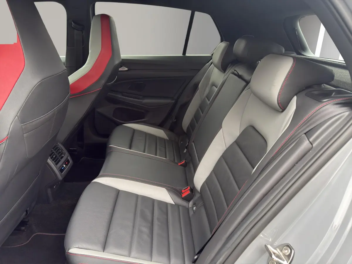 2.0 TSI GTI 5Drs | Pano | Leer | Memory | H&K | Head-Up | Stoel & Stuur verwarming |