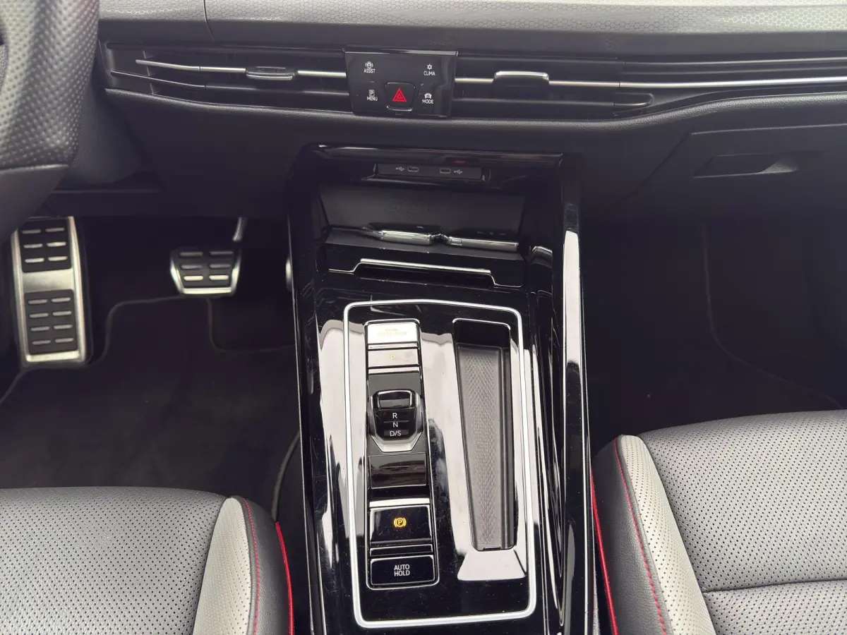 2.0 TSI GTI 5Drs | Pano | Leer | Memory | H&K | Head-Up | Stoel & Stuur verwarming |