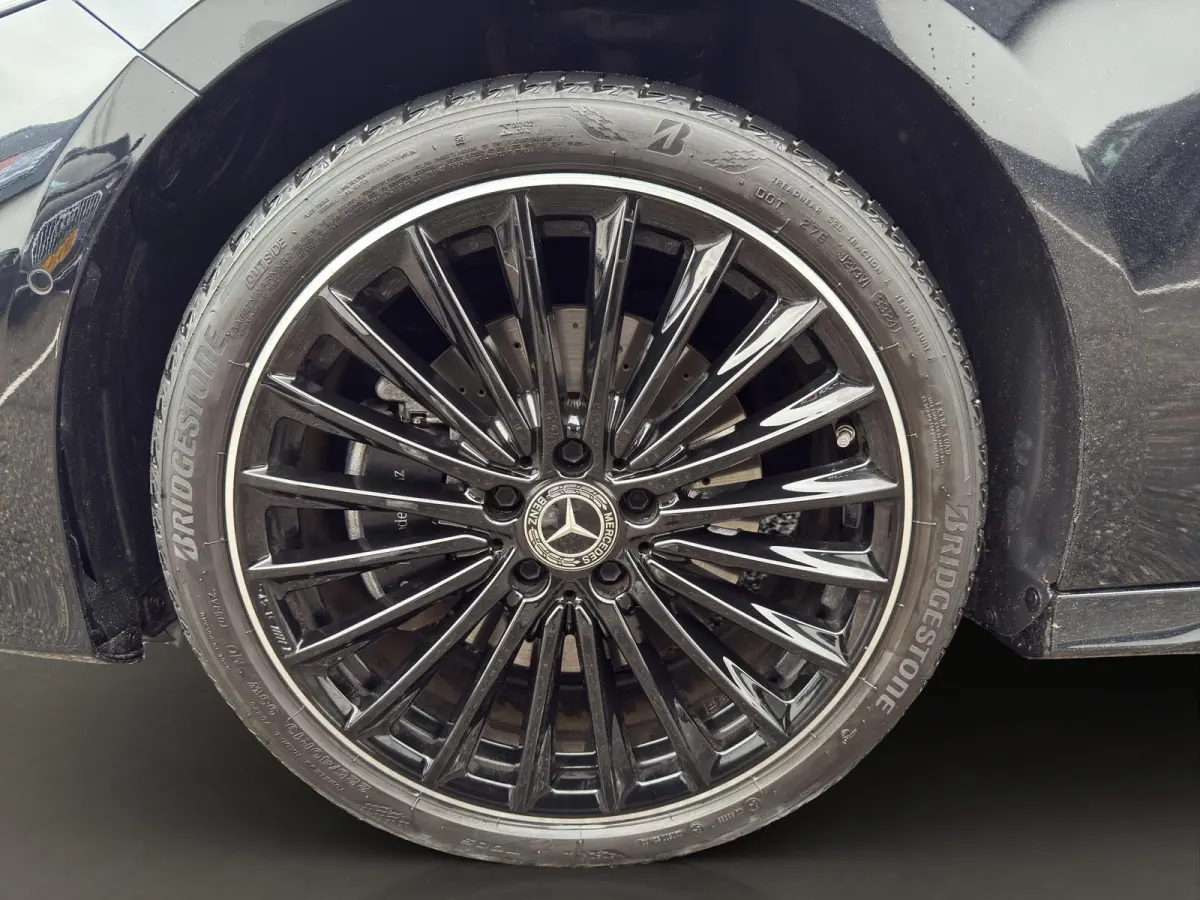 250 e AMG Line Panoramadak | 19"Velg | Sfeer | Elektrisch Stoel(en) met geheugen | Camera |