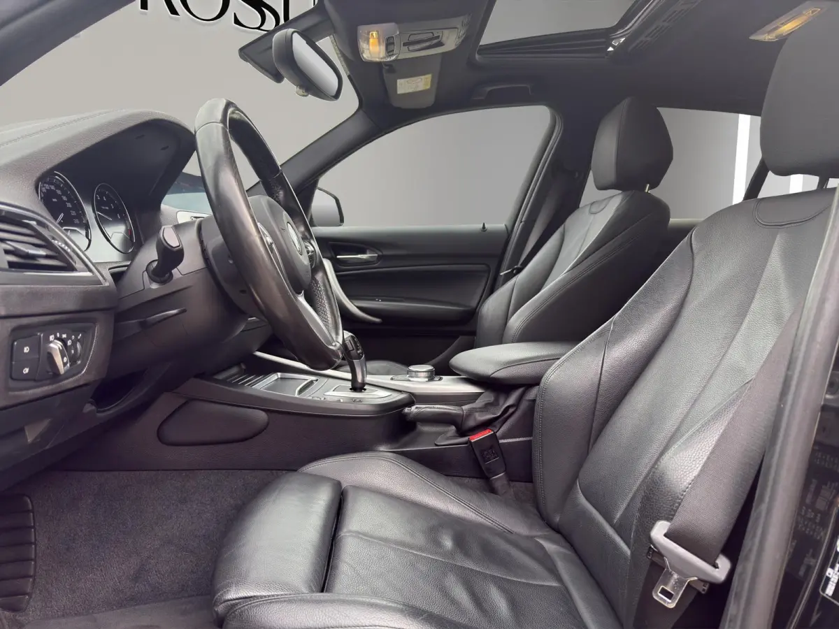118i Edition M Sport Shadow High Executive | Leder | Schuif/kanteldak | Led | Parksenors V+A | Stoelverw |