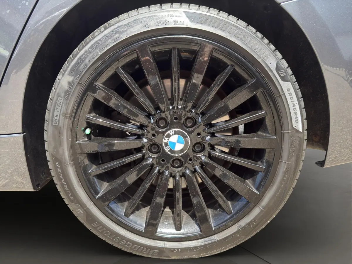 335i High Executive Automaat | Stoelverw | Airco/Clima | 18"Velg | Cruise | 306 Pk |