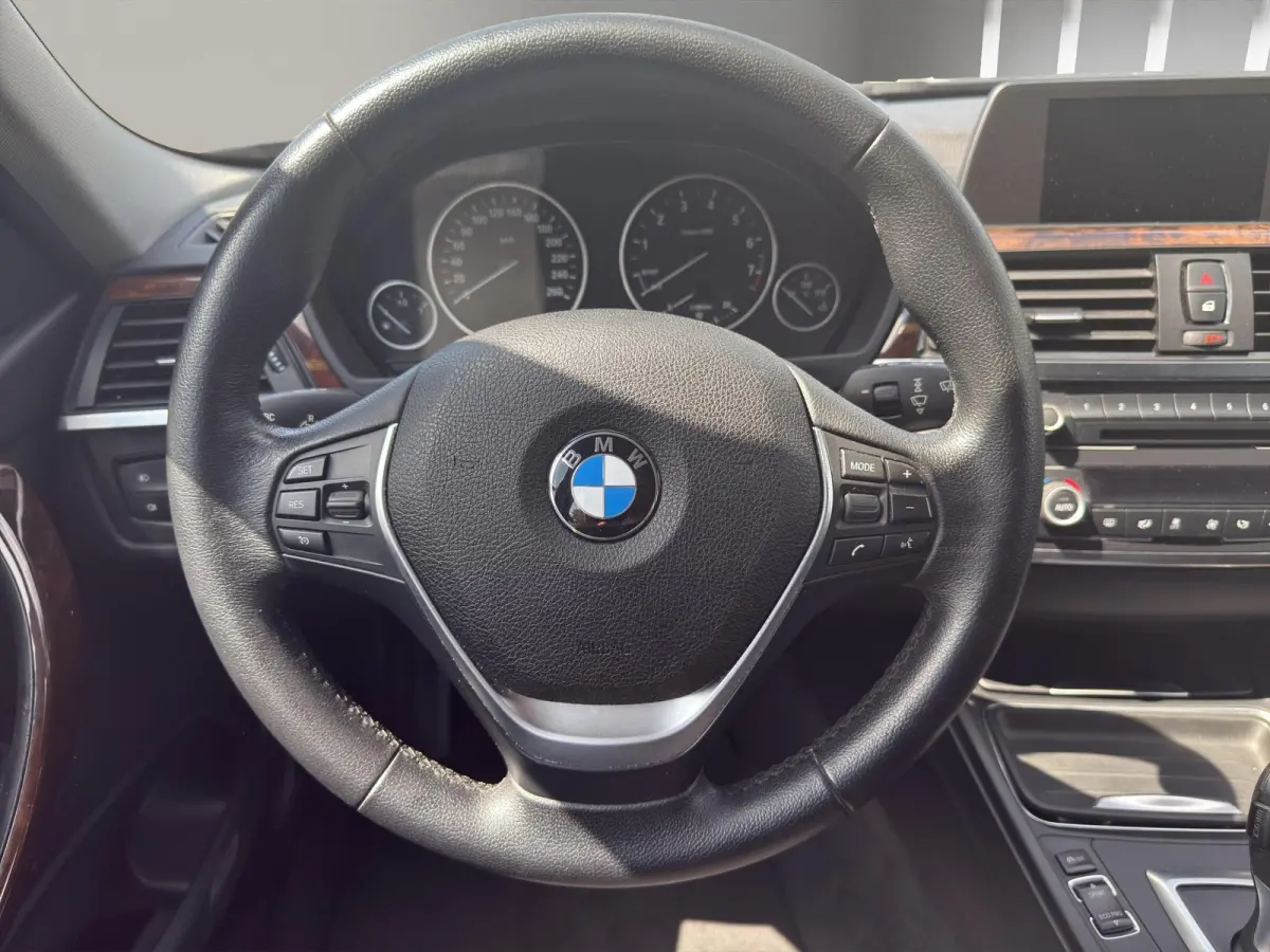 335i High Executive Automaat | Stoelverw | Airco/Clima | 18"Velg | Cruise | 306 Pk |