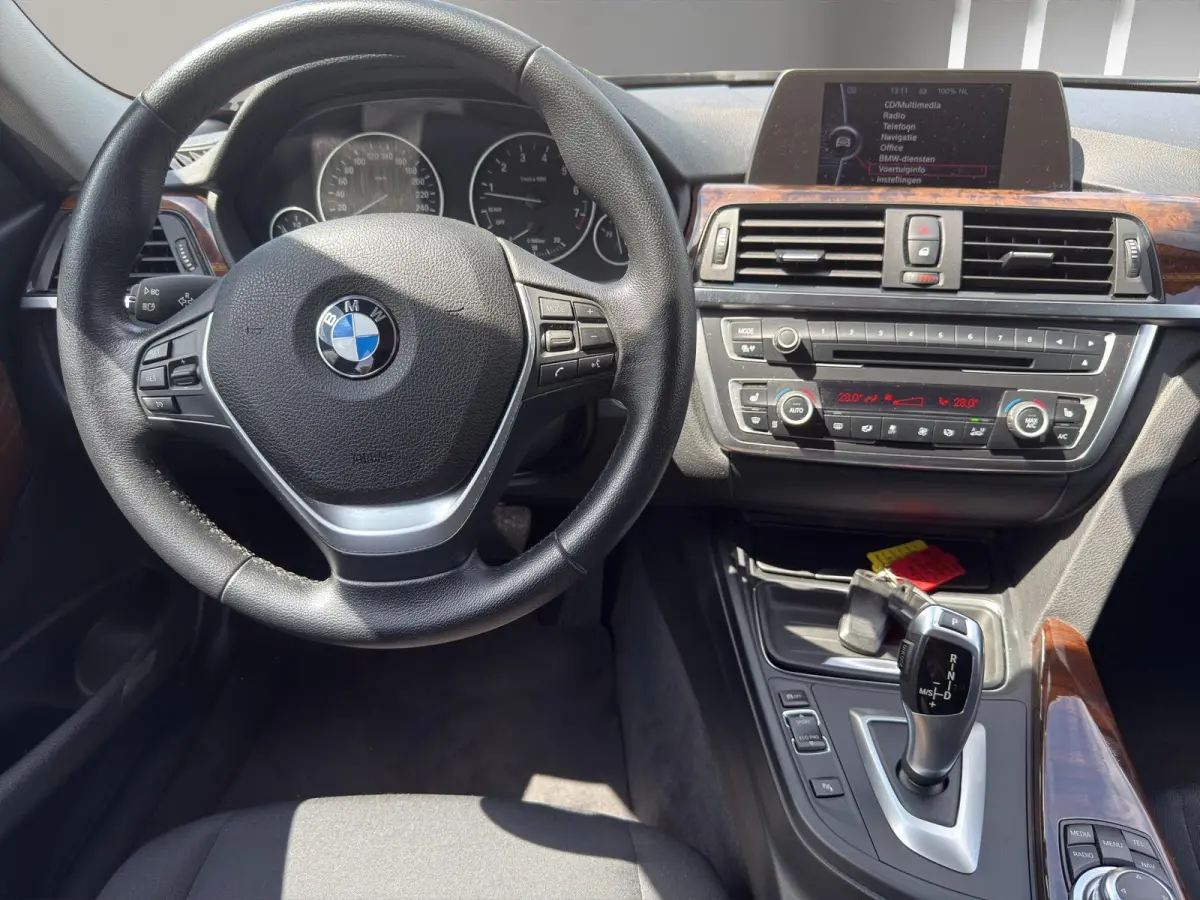 335i High Executive Automaat | Stoelverw | Airco/Clima | 18"Velg | Cruise | 306 Pk |