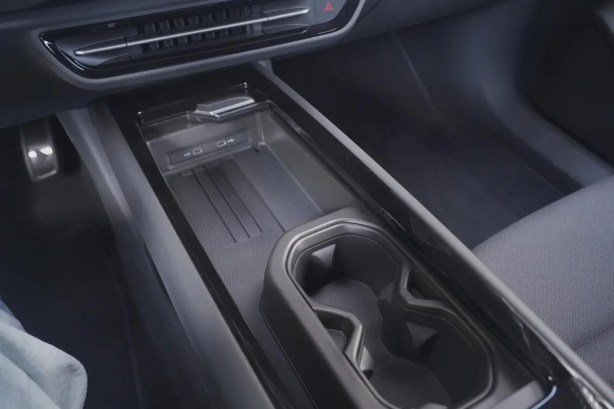 GTX 250 kW 4Motion SOH 97% Head-Up Display Navi Apple Carplay Achteruitrijcamera 20"-lmv Stoelen V+A Verwarmd Stuurverwarming Elek. Trekhaak