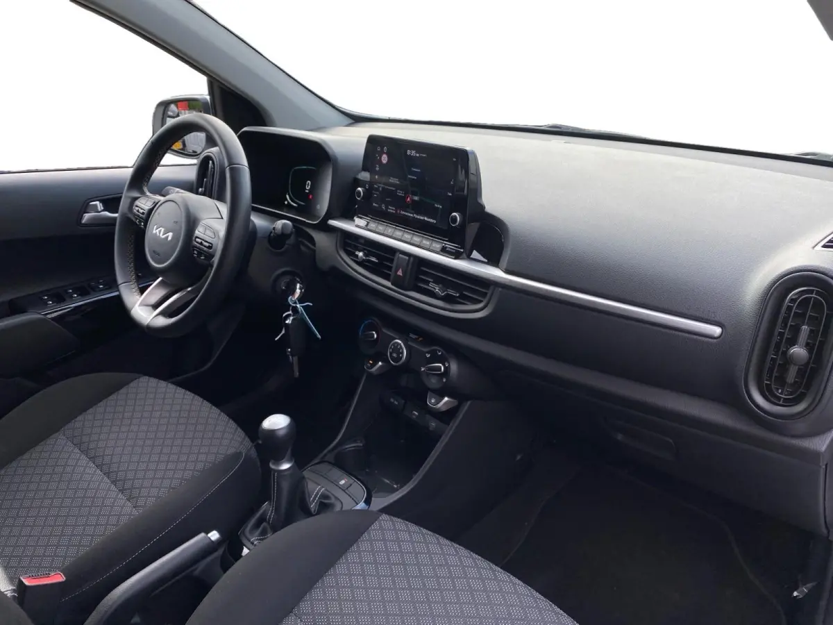 1.0 DPI DynamicPlusLine Airco | LM-velgen | Camera | Cruise control | Bluetooth | Navigatie | AppleCarPlay / Android auto |