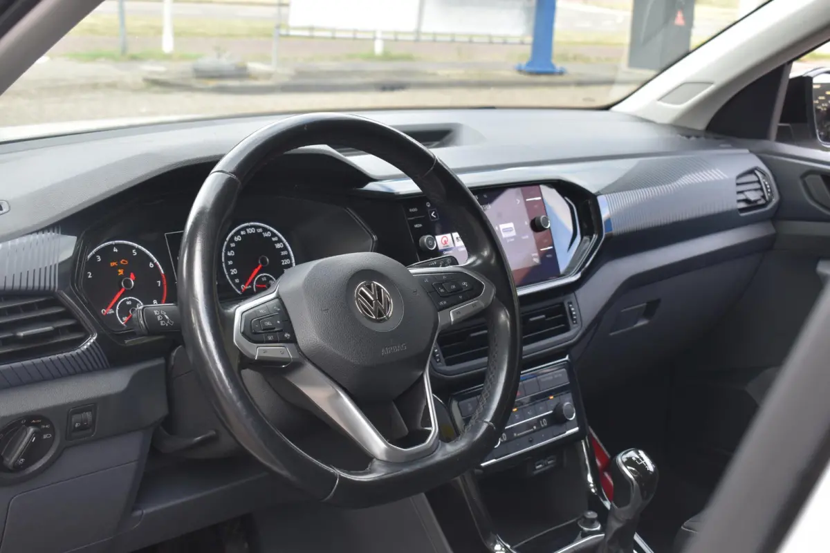 1.0 TSI Style Blind Spot | Half-Leder | Carplay Navi | Camera | Sensoren voor en achter | 12 mnd BOVAG garantie | Whatsapp 06-53188999