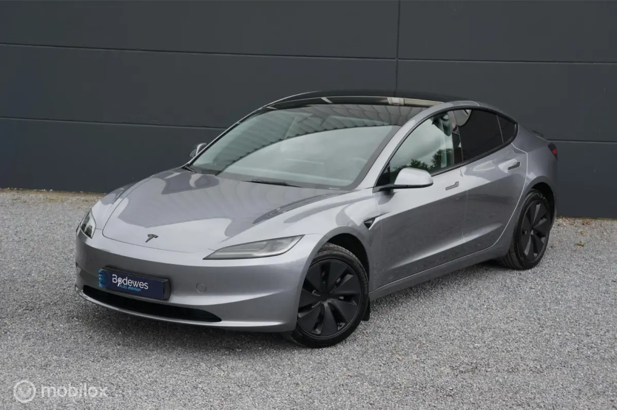 Premium Long Range RWD 78 kWh FSD Pan Garantie