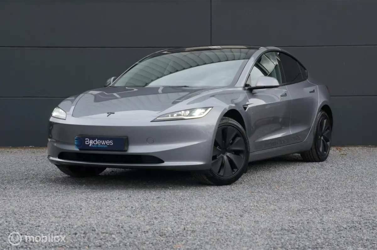 Premium Long Range RWD 78 kWh FSD Pan Garantie