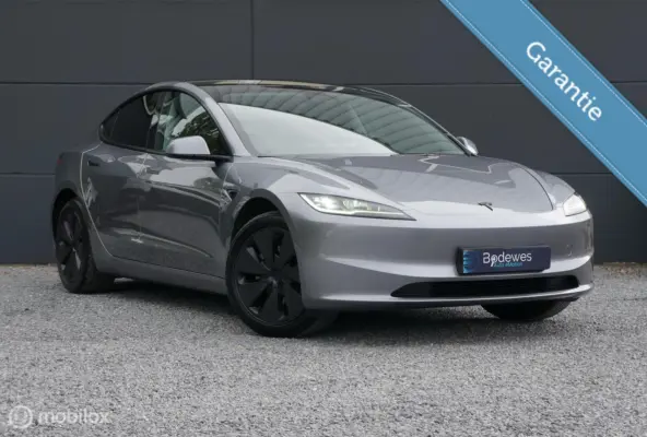 Premium Long Range RWD 78 kWh FSD Pan Garantie