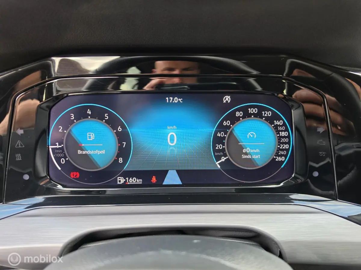 1.5 TSI STYLE CARPLAY CAMERA ACC MASSAGE