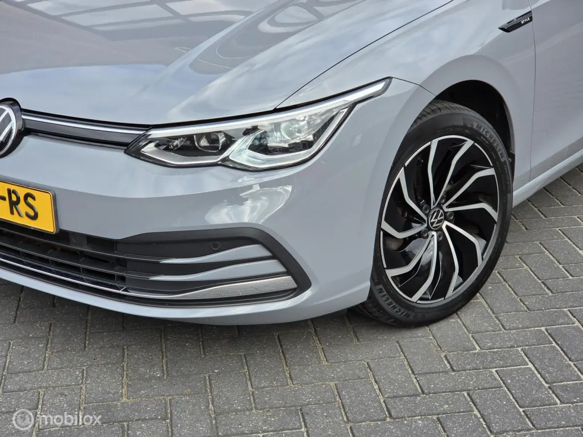 1.5 TSI STYLE CARPLAY CAMERA ACC MASSAGE