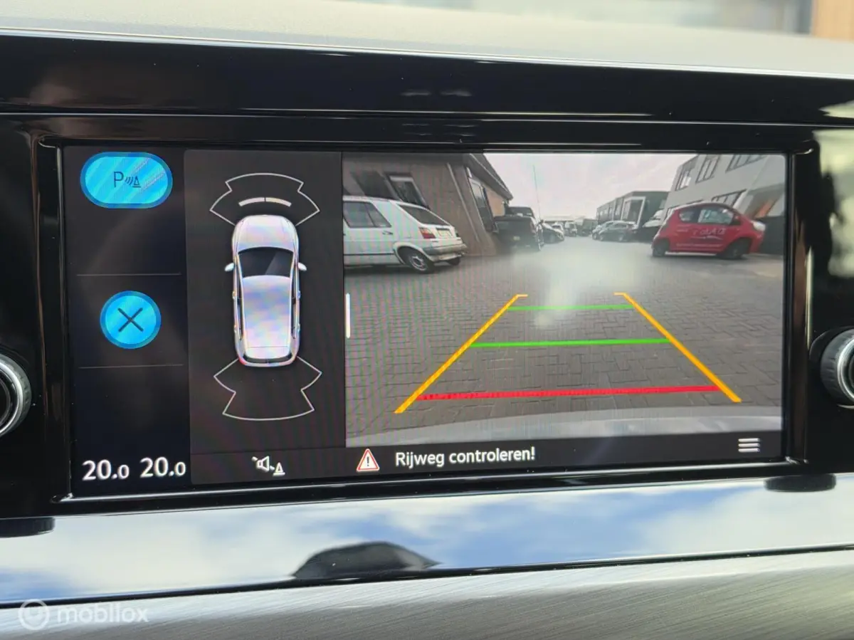 1.5 TSI STYLE CARPLAY CAMERA ACC MASSAGE