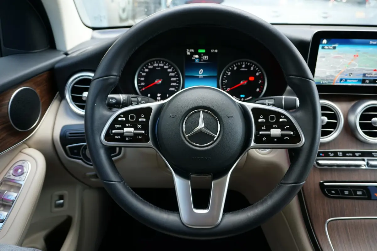 4MATIC Business Solution Luxury + 360 CAMERA / LEDER