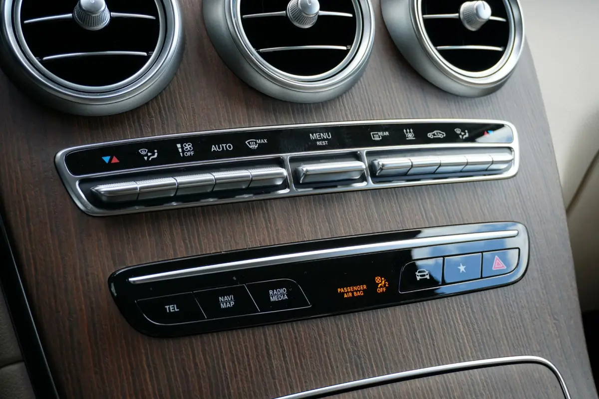 4MATIC Business Solution Luxury + 360 CAMERA / LEDER