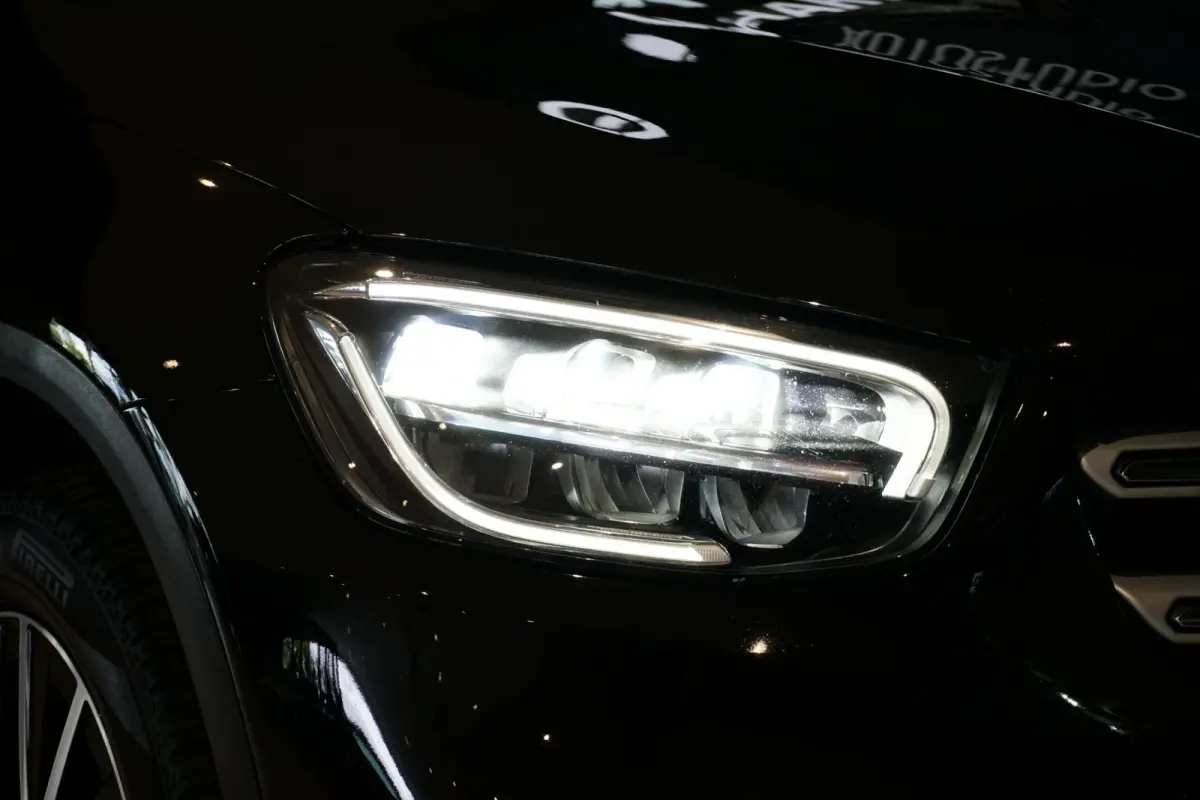 4MATIC Business Solution Luxury + 360 CAMERA / LEDER