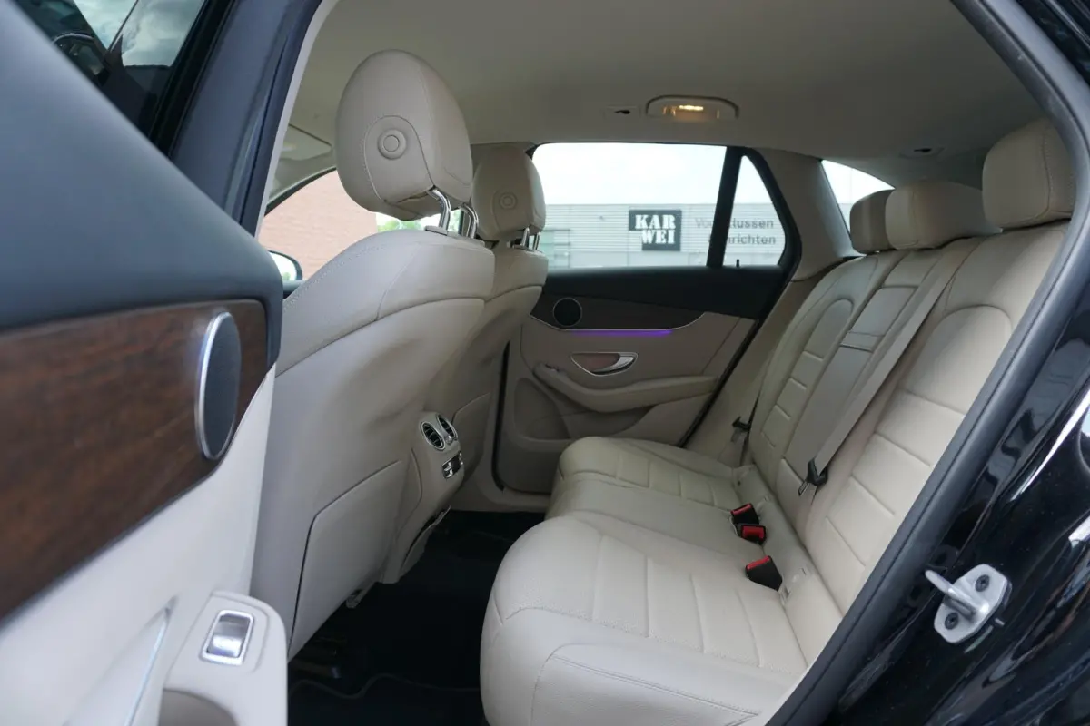 4MATIC Business Solution Luxury + 360 CAMERA / LEDER