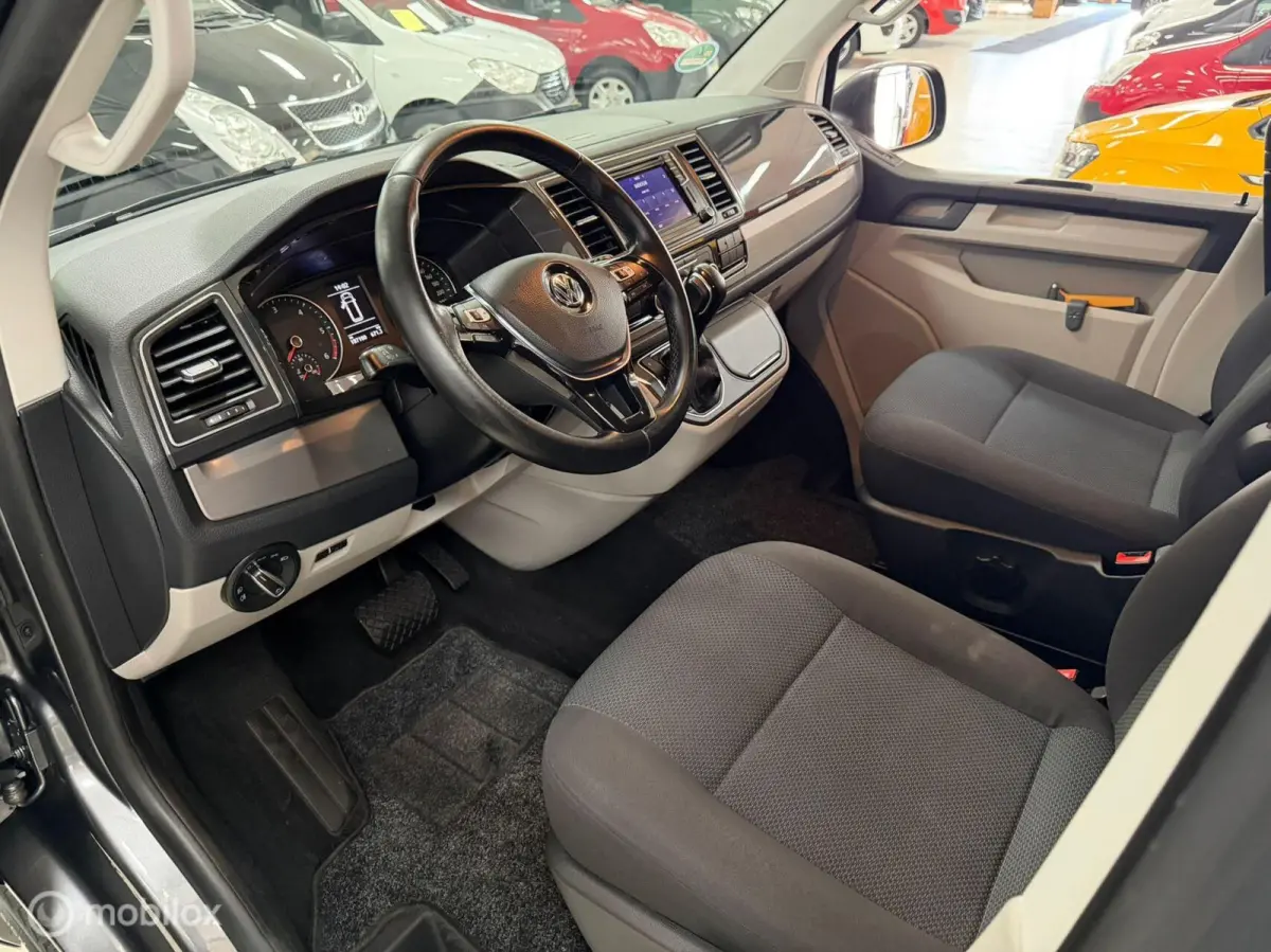 D.Cabine 2.0 TDI L2H1 D.Cab. Comfortline