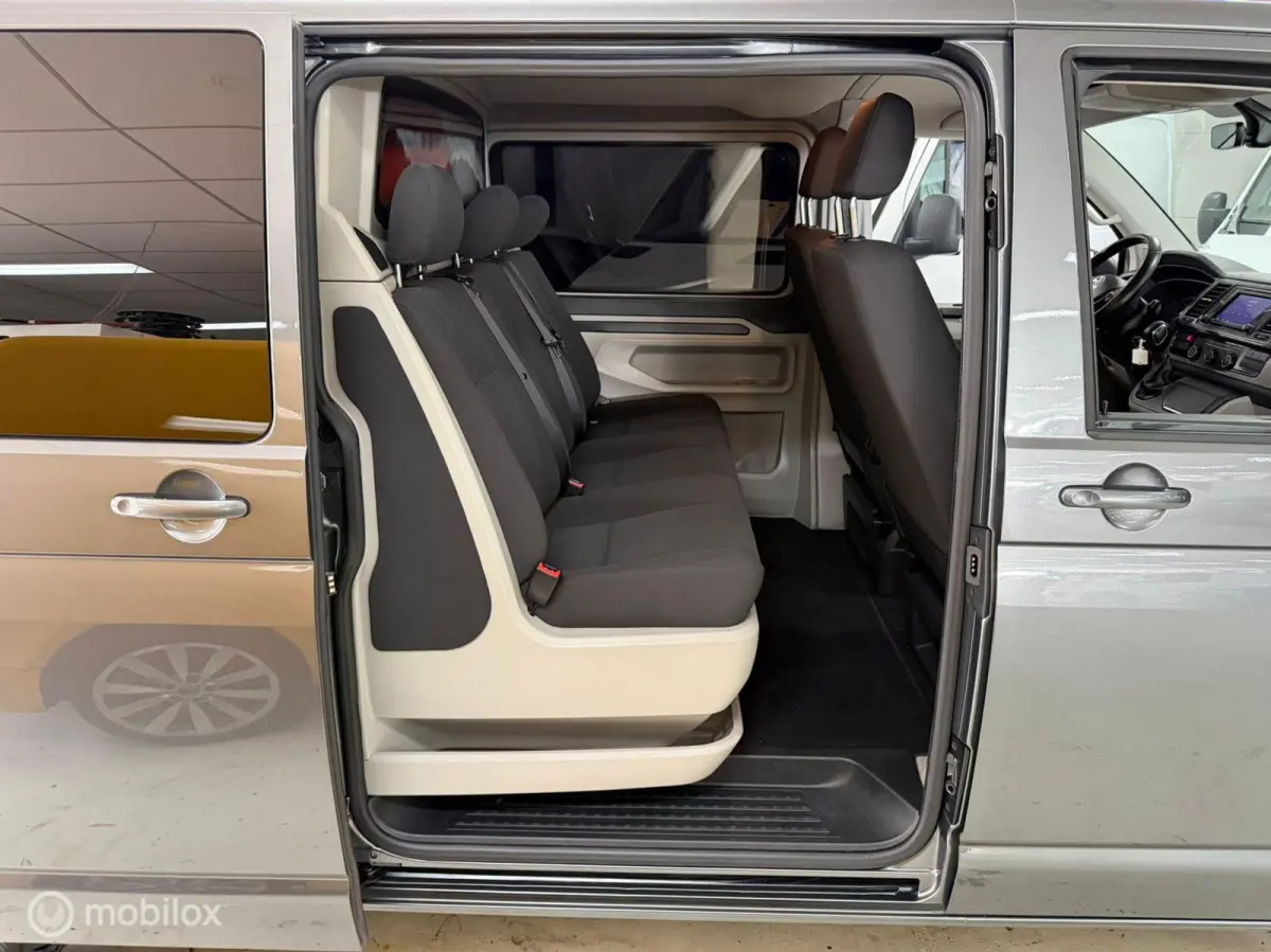 D.Cabine 2.0 TDI L2H1 D.Cab. Comfortline