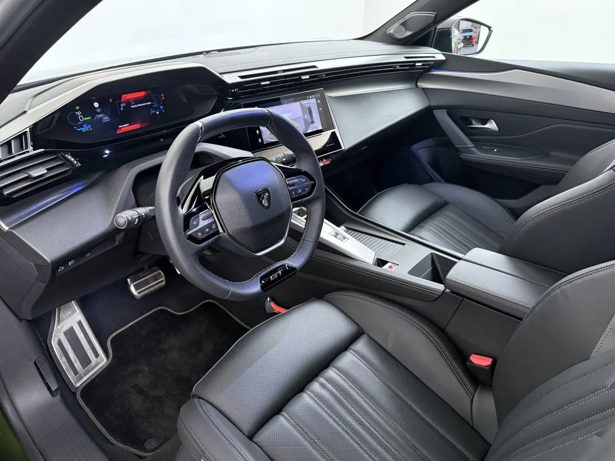 | Demo Deal | GT Exclusive 58 kWh | Audio installatie | Keyless entry | Warmtepomp
