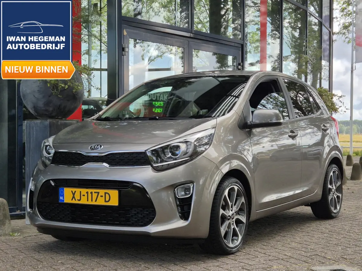 1.0 CVVT Design Edition | Navigatie | Apple Carplay | Cruise Control | Camera | Licht metalen velgen