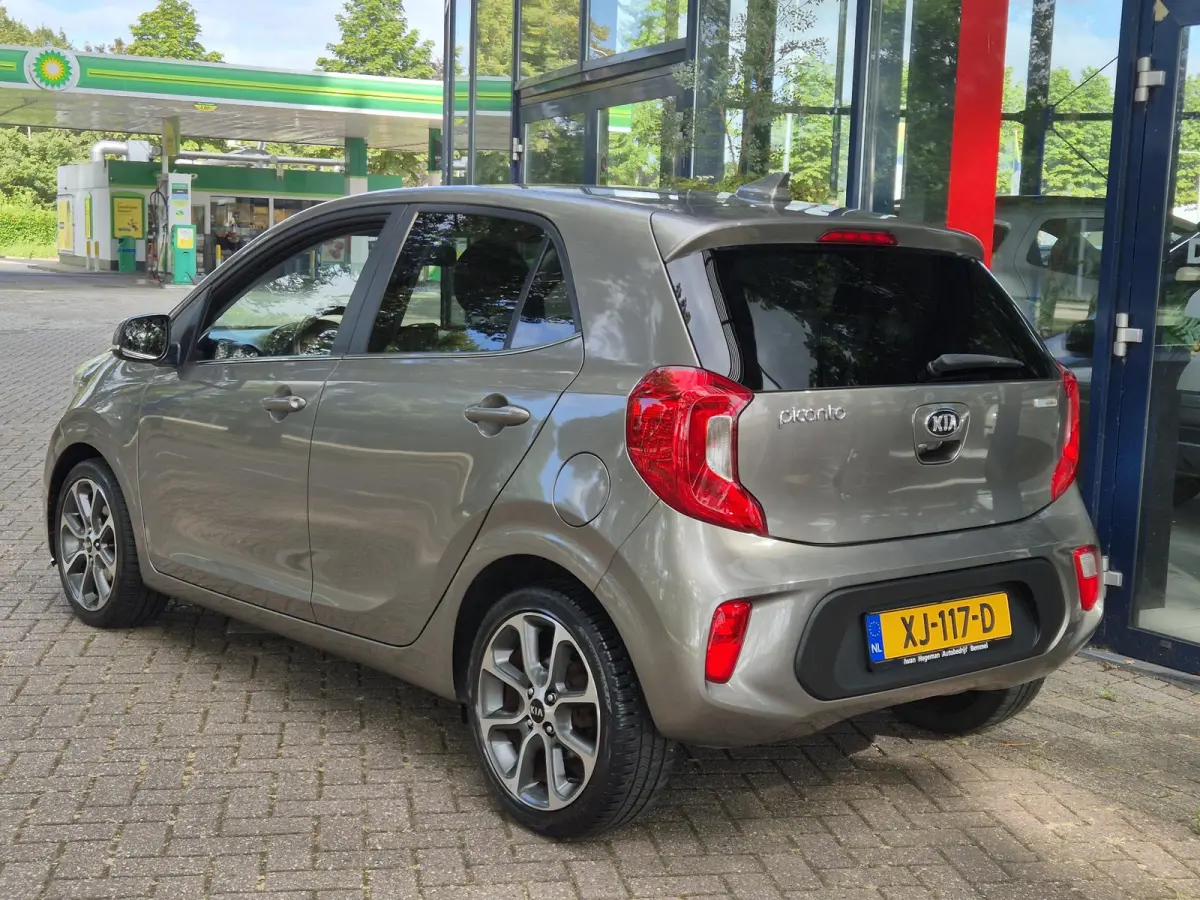 1.0 CVVT Design Edition | Navigatie | Apple Carplay | Cruise Control | Camera | Licht metalen velgen